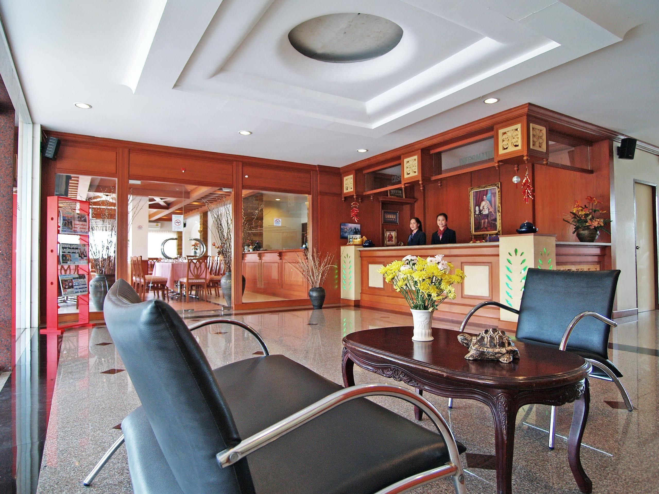Kieng Piman Hotel Mukdahan Buitenkant foto