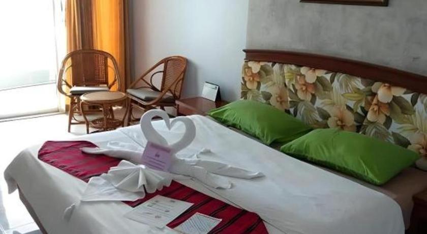 Kieng Piman Hotel Mukdahan Buitenkant foto